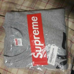 SUPREME tshirt